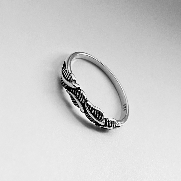 Sterling Silver Little Four Leaf Ring, Silver Rings, Tree of Life, Leaves, Trees - Picture 9 of 12